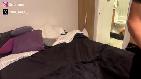 emanuell___ online show from April 15, 12:36 am