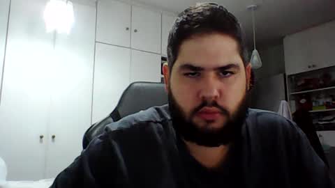 embarrassed_str8_3incher online show from July 11, 11:52 pm