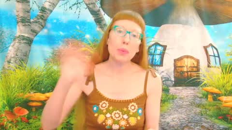 Ember Starleena online show from May 17, 5:33 pm