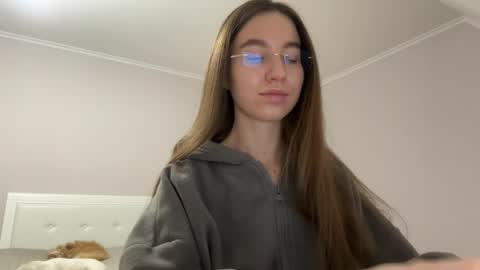 Alina online show from April 3, 8:16 pm