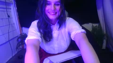 Snapshot of embers_of_eternity chatting on December 11, 5:21 am Ellie online show from December 11, 5:21 am