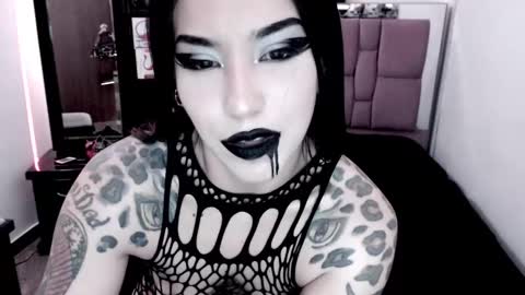 Emerald Black online show from February 9, 6:26 pm