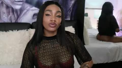 Snapshot of emely_brandon_ chatting on September 18, 4:16 am anyelii online show from September 18, 4:16 am