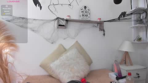 emi_carter online show from October 27, 9:37 pm