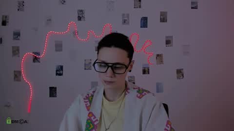 emi_fade online show from February 5, 1:36 pm