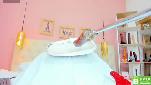 Emily Sarai online show from May 17, 12:25 pm