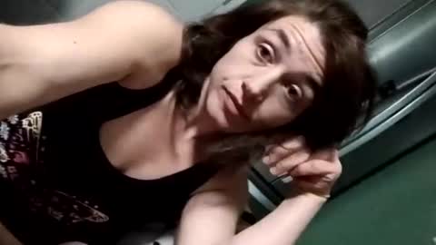 emileeoptional online show from March 18, 9:59 am