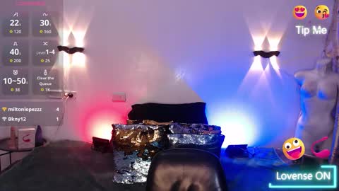 Emili roux online show from November 22, 2:59 pm