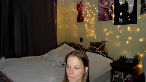 emili_sweet__ online show from February 16, 1:47 am