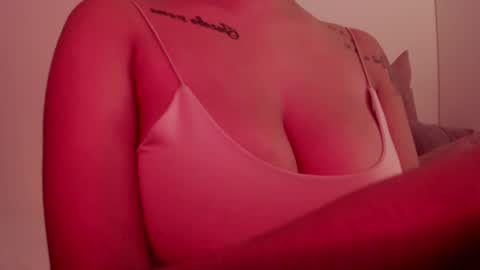 Emilia Big Boobs online show from January 23, 2:28 pm