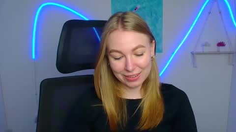 Emilia online show from May 17, 10:46 am