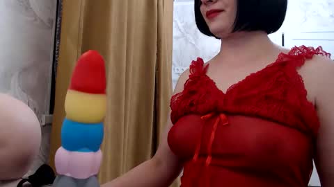 Emilia loki online show from December 3, 7:03 pm