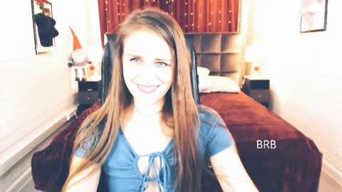 Emilia Bedy online show from April 3, 9:27 am