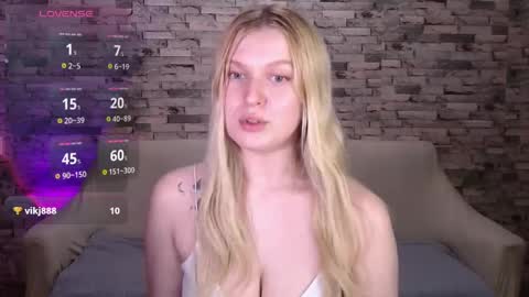 Amili online show from April 29, 6:02 pm