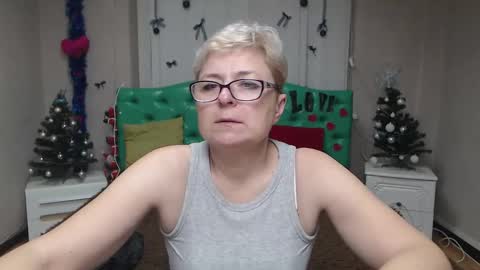 EmiliaGree online show from January 11, 6:36 pm