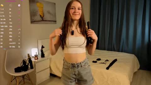 Emma online show from November 16, 5:26 pm