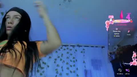 EmiliaRose online show from June 6, 2:28 am