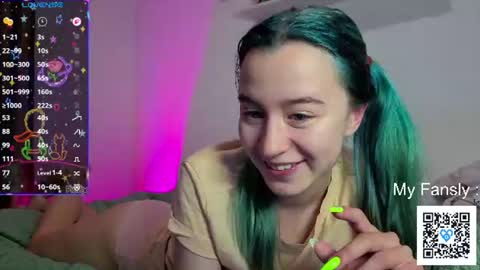 Emily online show from June 26, 11:10 pm