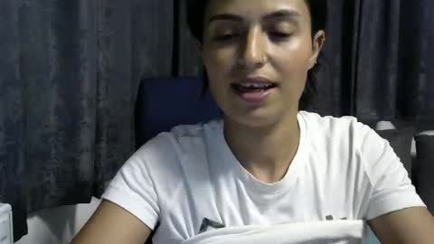 Emilly and Daniel online show from July 5, 6:59 pm