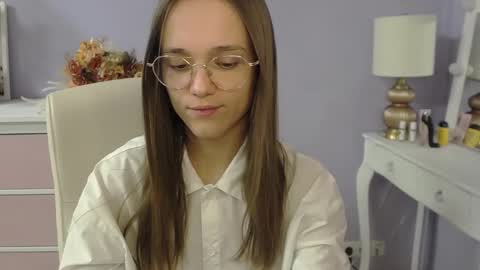 Emilly online show from January 8, 7:47 am