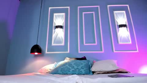 Emily online show from February 17, 12:05 pm