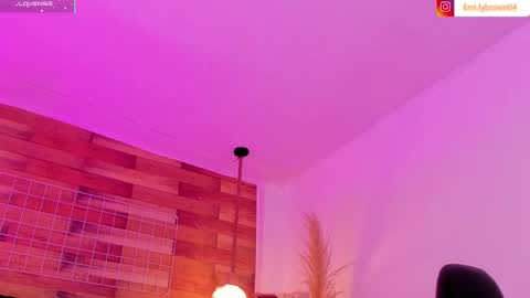 emily_brown04 online show from January 17, 2:04 pm