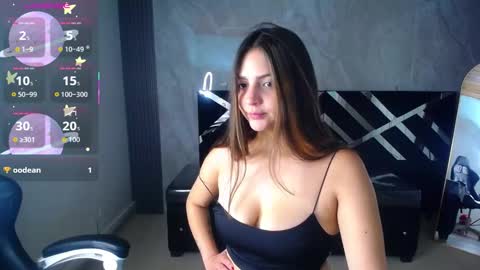 emily_cooper_t online show from September 20, 3:09 am