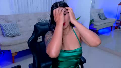 Emily online show from March 17, 10:53 am