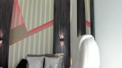 Emily online show from March 3, 9:27 am