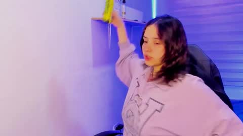 emily_lindey online show from October 28, 3:07 am