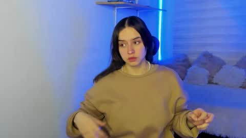 emily_lindey online show from November 2, 3:17 am