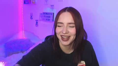 Emily Lindey online show from February 26, 1:09 am