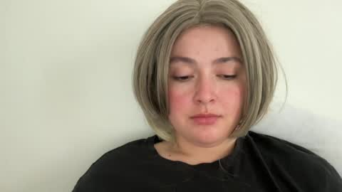 emily_morning_dew online show from June 17, 7:57 am