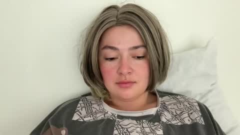 emily_morning_dew online show from June 11, 5:49 am