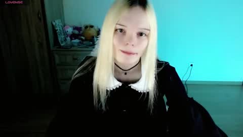 Lia online show from February 9, 8:24 pm