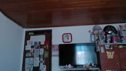 Emily online show from February 4, 9:19 pm