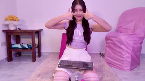 Emily online show from September 15, 10:33 pm