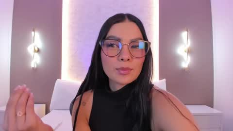 emily_tolson online show from February 2, 7:21 pm