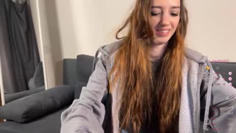 Lia online show from November 29, 7:27 am