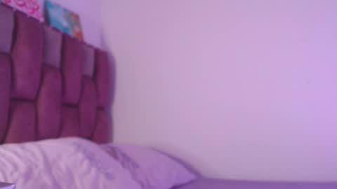 emily_w2 online show from October 10, 3:12 am