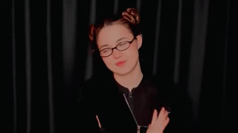 Emily online show from January 11, 5:19 pm