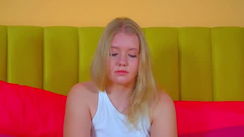 Emily online show from December 4, 6:35 am