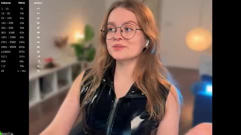 Emily  online show from January 19, 1:10 pm