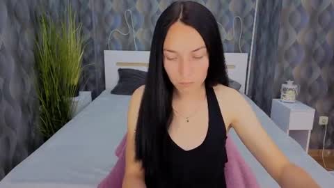 emilygreyy__ online show from June 17, 6:46 pm
