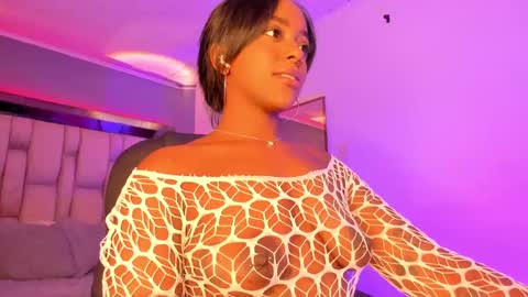 Emily  online show from February 26, 8:47 pm