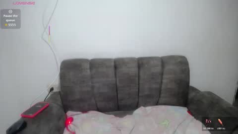 Emilyhines online show from March 28, 10:44 pm