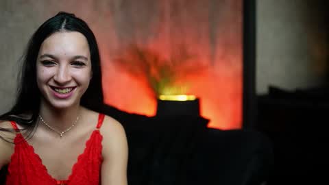 Snapshot of emilyjupiter chatting on October 19, 8:13 pm Jupiter online show from October 19, 8:13 pm