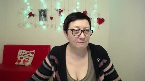 Emily online show from February 12, 8:45 pm