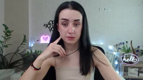 Snapshot of emilylayer chatting on February 19, 12:46 am Emyli online show from February 19, 12:46 am