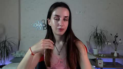 Snapshot of emilylayer chatting on October 8, 6:14 pm Emyli online show from October 8, 6:14 pm